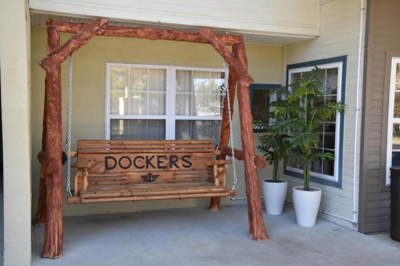 Docker'S Inn ブランソン エクステリア 写真